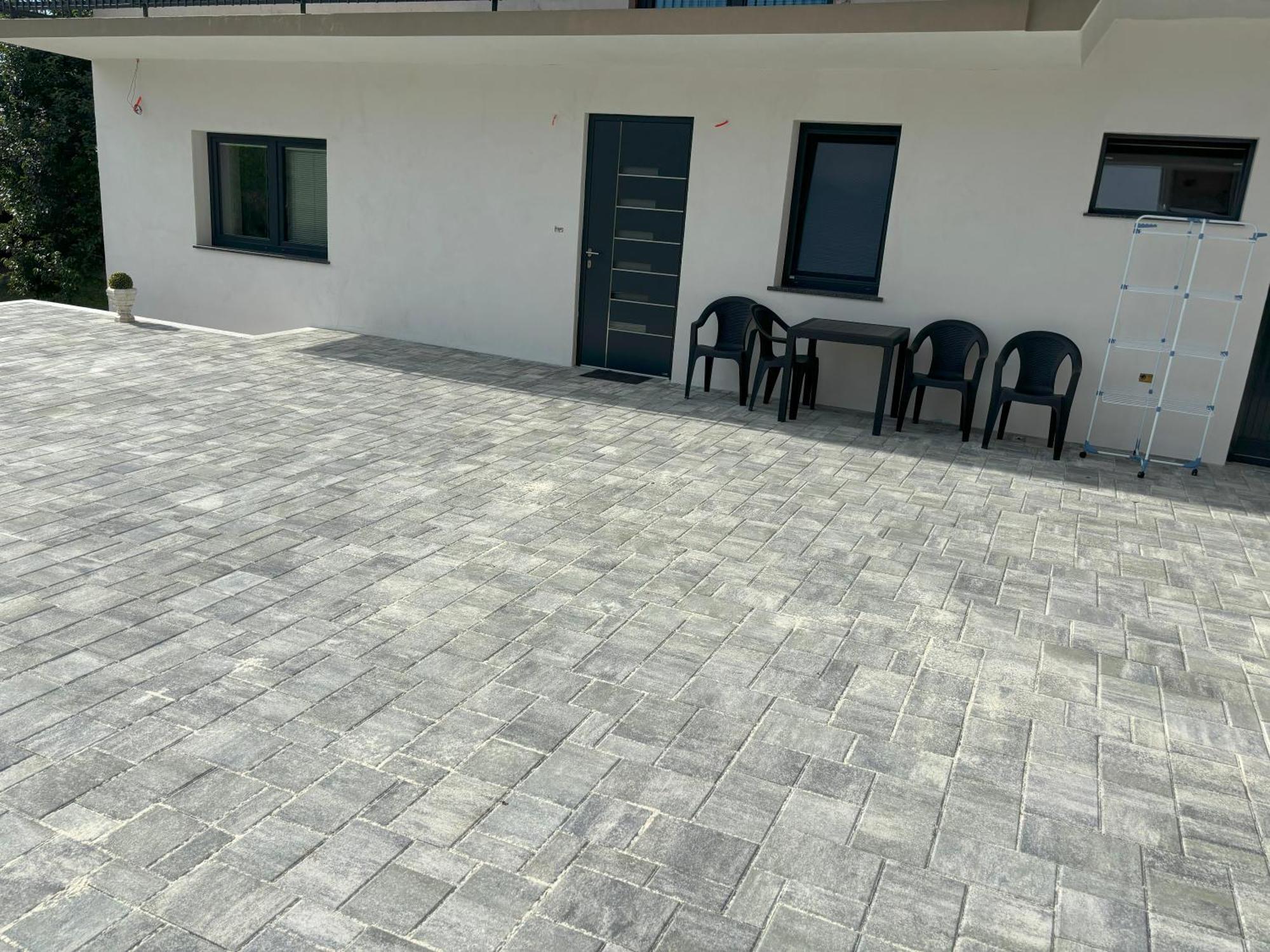 Livan Apartment Tolmin Bagian luar foto